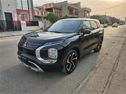 ميتسوبيشي اوتلاندر